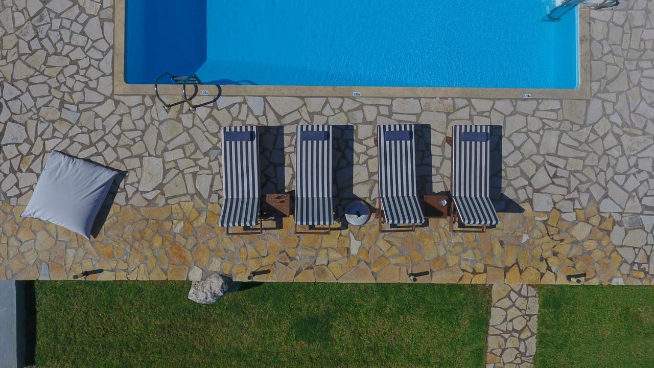 Villa Artemis Nikiana Luaran gambar