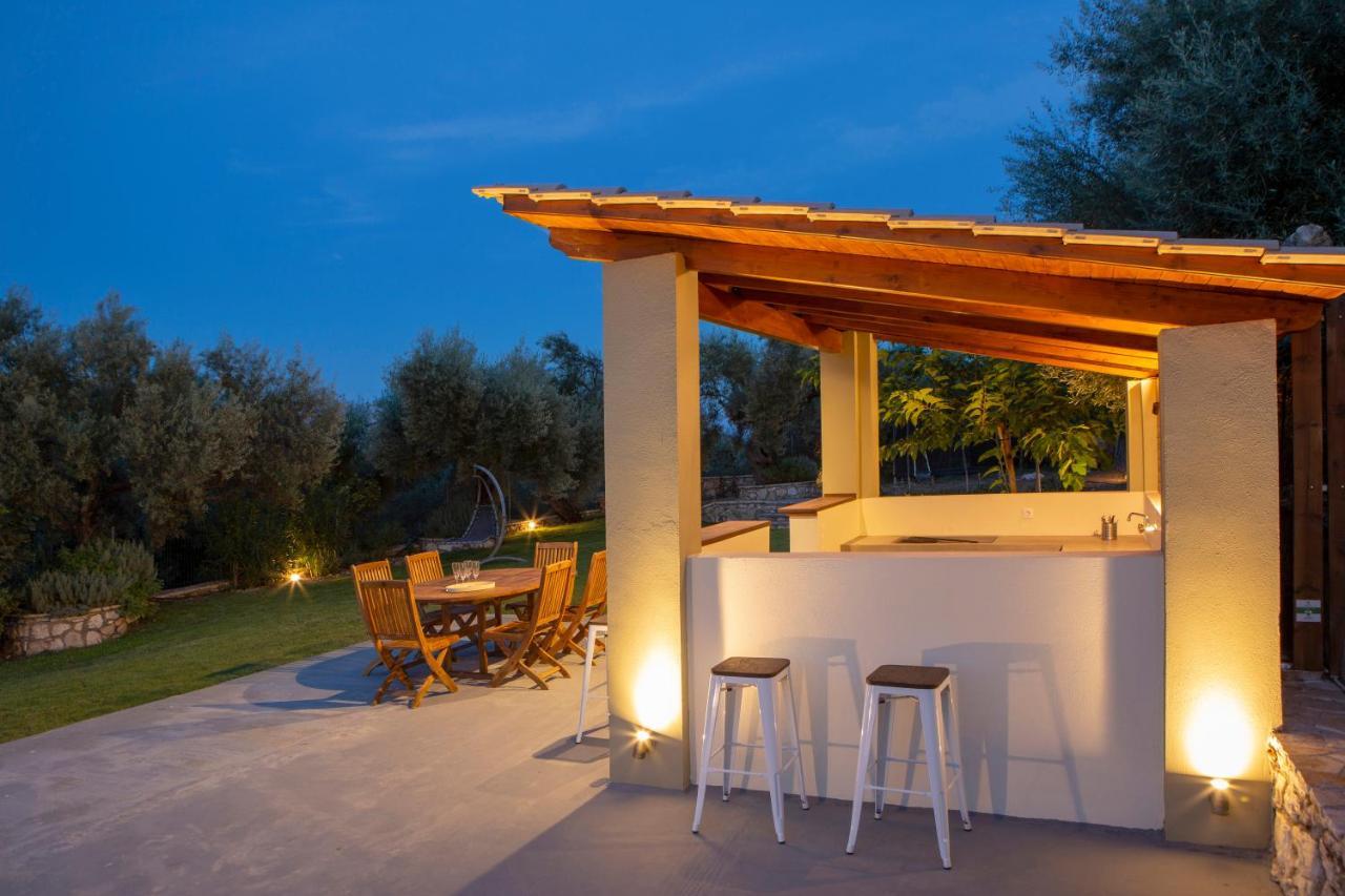 Villa Artemis Nikiana Luaran gambar